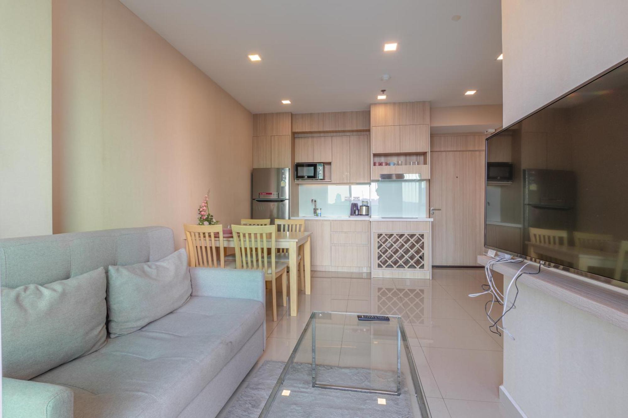 City Garden Tower By Pattaya Holiday Екстер'єр фото