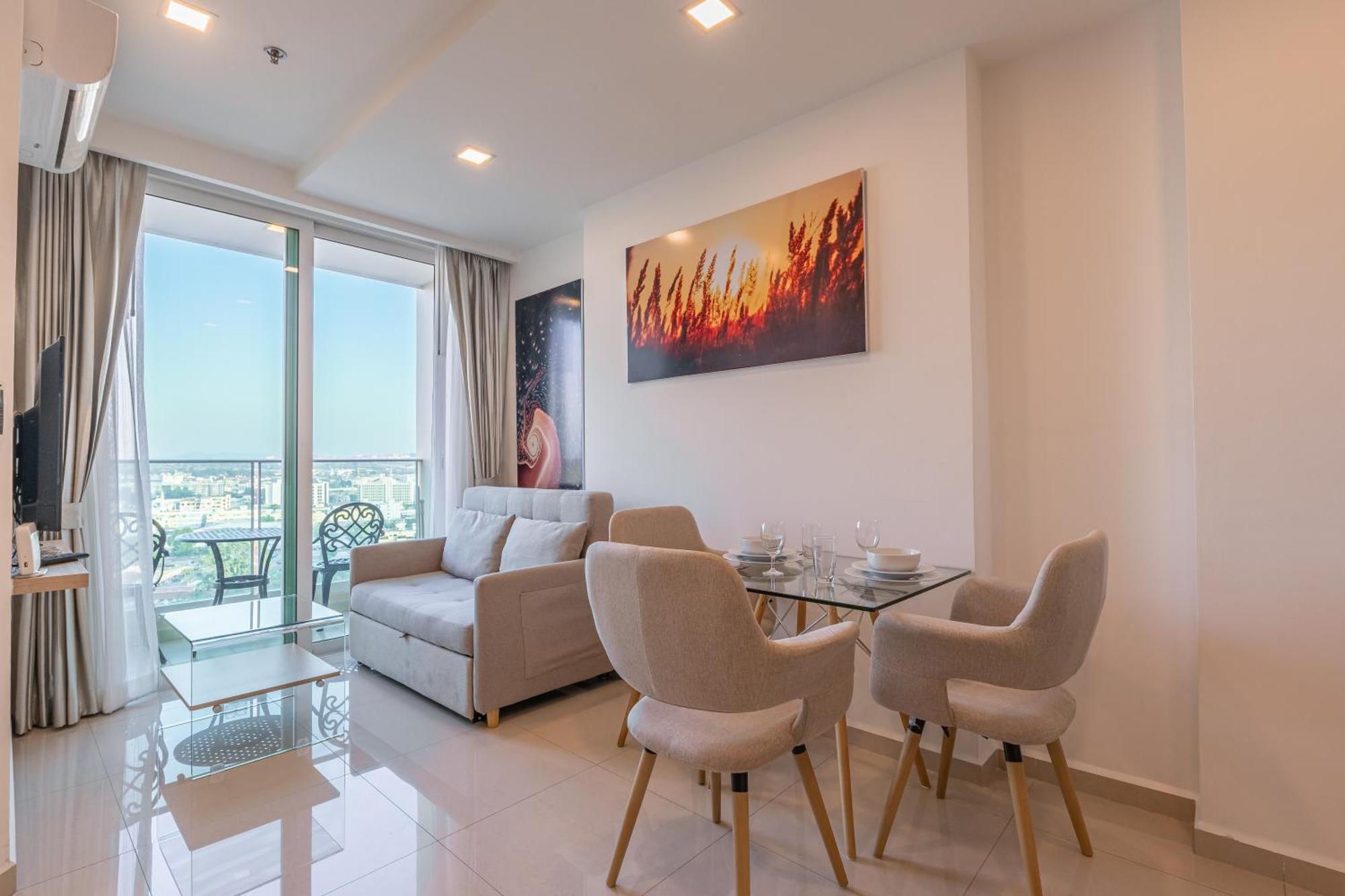 City Garden Tower By Pattaya Holiday Екстер'єр фото