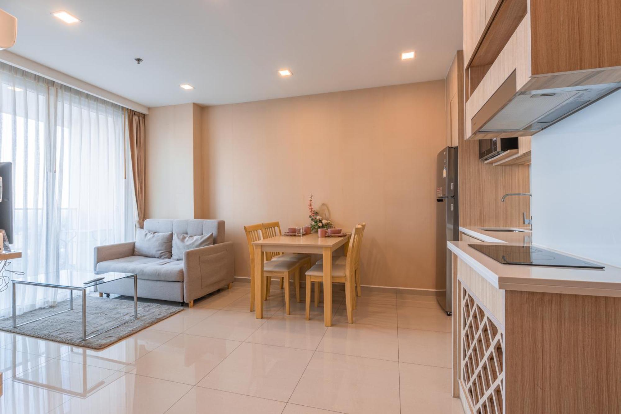 City Garden Tower By Pattaya Holiday Екстер'єр фото