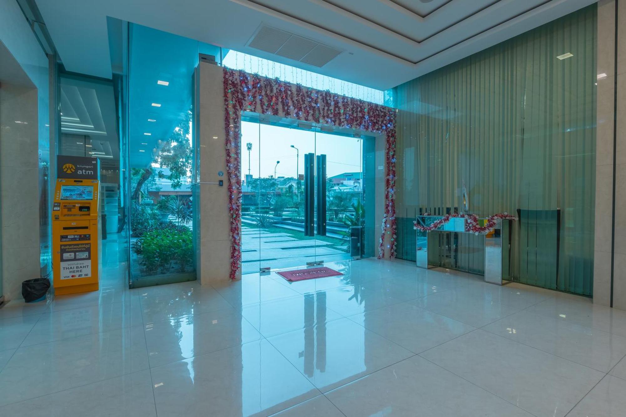 City Garden Tower By Pattaya Holiday Екстер'єр фото